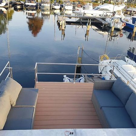 Tiny Lakehouse Zeewolde Exterior photo